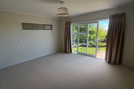 Photo of property in 3 Copperfield Terrace, Mellons Bay, Auckland, 2014