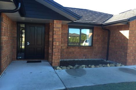 Photo of property in 96 Riverstone Drive, Riverstone Terraces, Upper Hutt, 5018