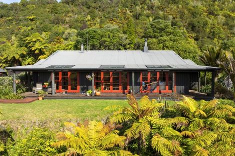 Photo of property in 4870 State Highway Karamea, Karamea, 7893