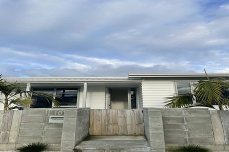 Photo of property in 10 Spinifex Street, Papamoa Beach, Papamoa, 3118