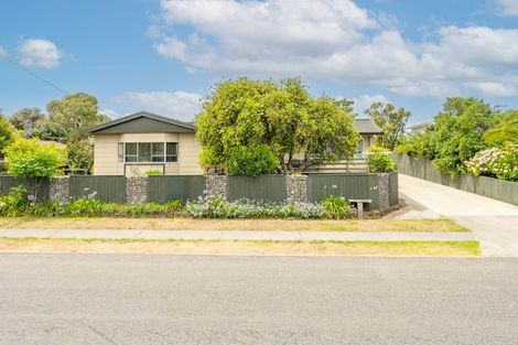 Photo of property in 42 Rogers Road, Bay View, Napier, 4104