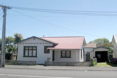 Photo of property in 12 Guyton Street, Whanganui, 4500