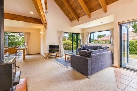 Photo of property in 25 Logan Avenue, Wharewaka, Taupo, 3330