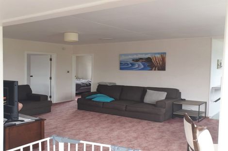 Photo of property in 24 Beach Road, Glenbrook, Waiuku, 2681