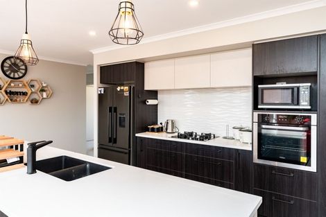 Photo of property in 36 Marram Place, Mangawhai Heads, Mangawhai, 0505