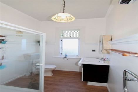 Photo of property in 176 Seaview Road, New Brighton, Christchurch, 8061