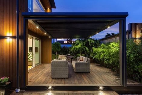 Photo of property in 143 Mays Road, St Albans, Christchurch, 8052