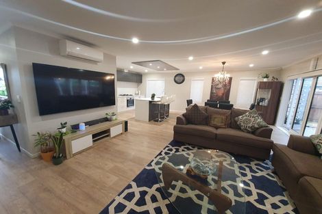 Photo of property in 37 Wellfield Drive, Papakura, 2110