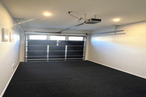 Photo of property in 27 Arahopu Place, Papakura, 2110
