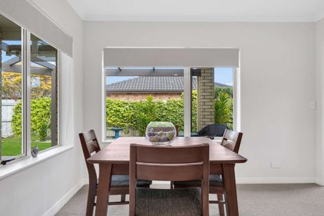 Photo of property in 21 Beachwater Drive, Papamoa Beach, Papamoa, 3118