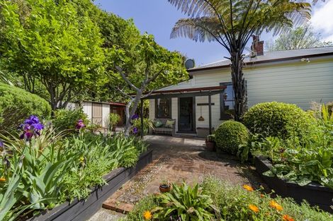 Photo of property in 8 Paradise Road, Napier South, Napier, 4110