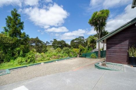 Photo of property in 9 Jacinta Grove, Swanson, Auckland, 0612