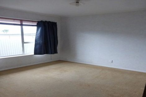 Photo of property in 60 Denise Crescent, Hornby, Christchurch, 8042