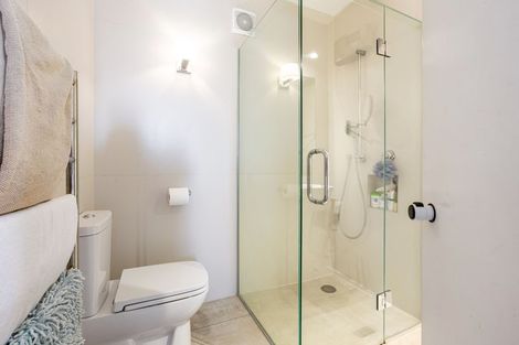 Photo of property in 25 Clermont Terrace, Kelburn, Wellington, 6012