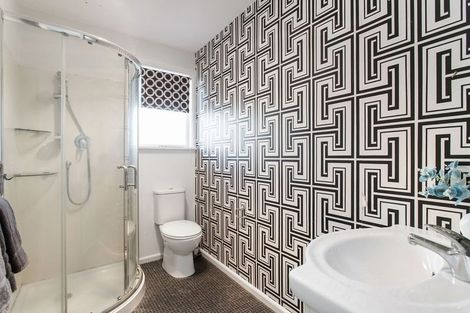 Photo of property in 11 Dunster Street, Burnside, Christchurch, 8053