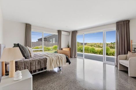 Photo of property in 14 Seachange Drive, Leamington, Cambridge, 3432