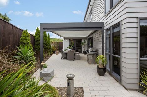 Photo of property in 59 Te Puia Drive, Aotea, Porirua, 5024