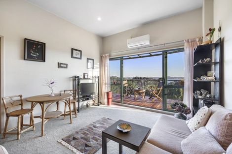 Photo of property in Mokoia Ridge, 1g/68 Mokoia Road, Birkenhead, Auckland, 0626