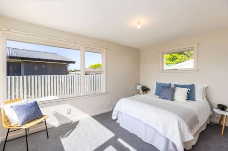 Photo of property in 12 Glenrowan Avenue, Avondale, Christchurch, 8061