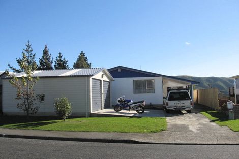 Photo of property in 24 Robson Street, Stokes Valley, Lower Hutt, 5019