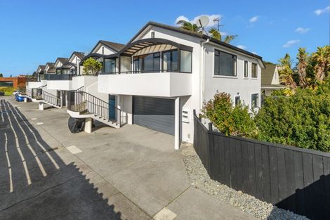 Photo of property in 22f Miro Street, Mount Maunganui, 3116