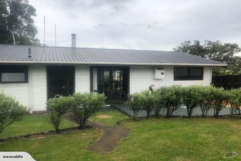 Photo of property in 1 Allison Street, Opunake, 4616