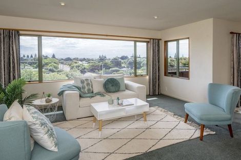 Photo of property in 37 Manuka Street, Otaki Beach, Otaki, 5512