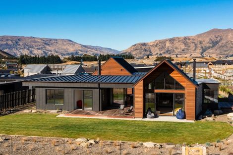 Photo of property in Northlake, 44 Riverslea Road, Wanaka, 9305