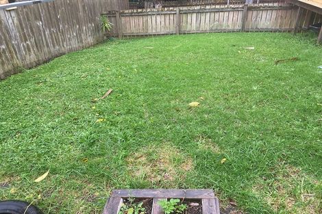 Photo of property in 17 Lemnos Place, Titirangi, Auckland, 0604