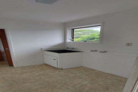 Photo of property in 8 Jenelin Road, Glendene, Auckland, 0602