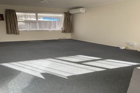 Photo of property in 26 West Coast Road, Glen Eden, Auckland, 0602