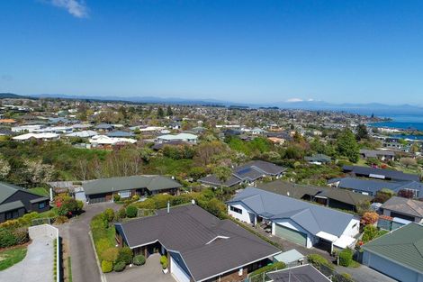 Photo of property in 79 Harvey Street, Waipahihi, Taupo, 3330