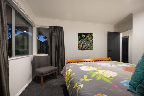 Photo of property in 3 Riverstone Grove, Hokowhitu, Palmerston North, 4410