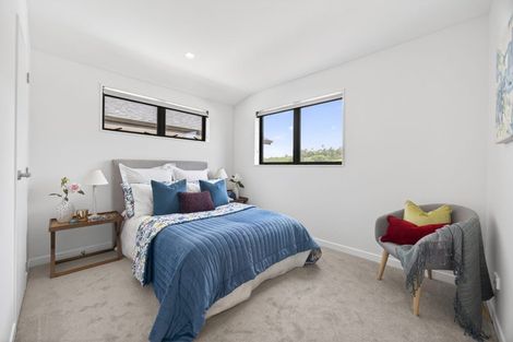 Photo of property in 6 Ballyalton Crescent, Flat Bush, 2019