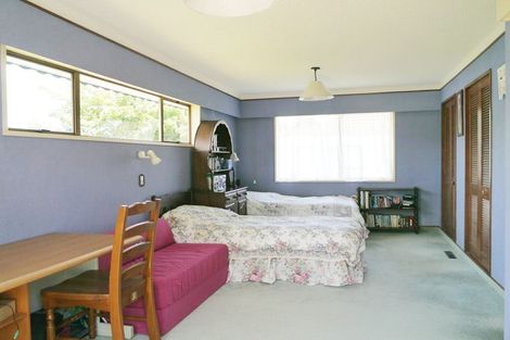 Photo of property in 9 Gilbass Avenue, Hamilton Lake, Hamilton, 3204