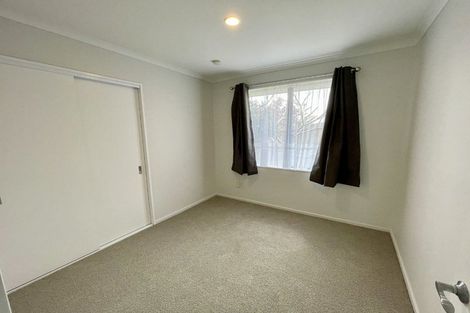 Photo of property in 30 Pitt Avenue, Clendon Park, Auckland, 2103