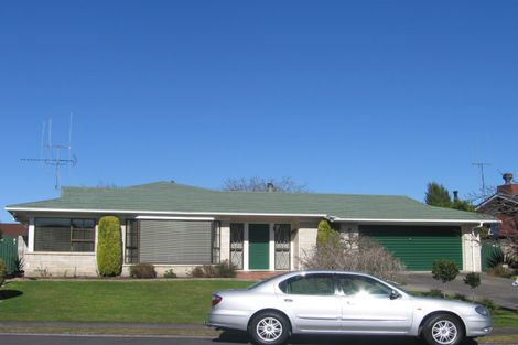 Photo of property in 18 Hillary Street, Chedworth, Hamilton, 3210