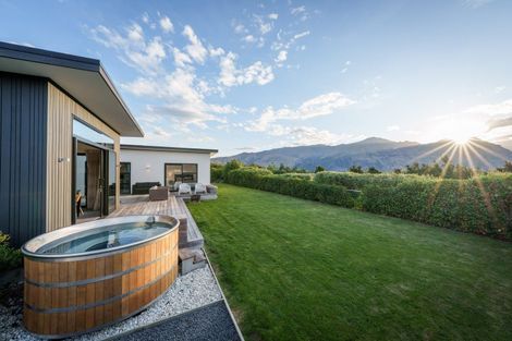 Photo of property in 67 Infinity Drive, Wanaka, 9305