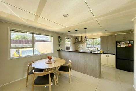 Photo of property in 35f Clearmont Crescent, Blagdon, New Plymouth, 4310