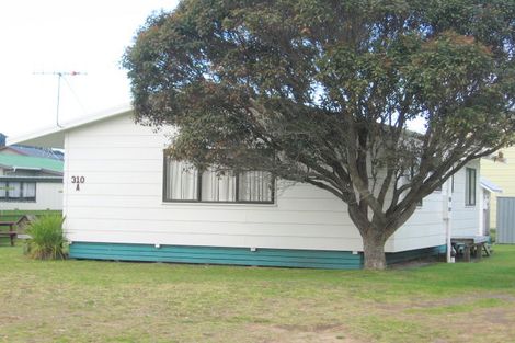 Photo of property in 310a Given Avenue, Whangamata, 3620