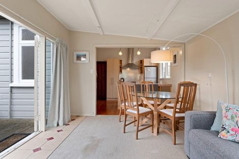 Photo of property in 144 Kenmure Road, Kenmure, Dunedin, 9011