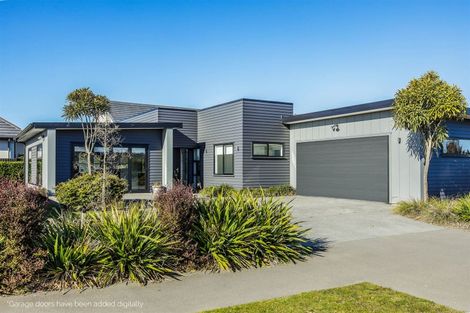Photo of property in 25 Prestons Park Drive, Marshland, Christchurch, 8083