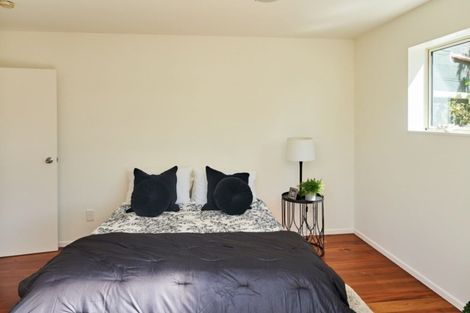 Photo of property in 34 Seaview Road, Paremata, Porirua, 5024