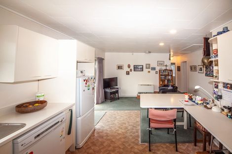 Photo of property in 8 Curacao Place, Grenada Village, Wellington, 6037