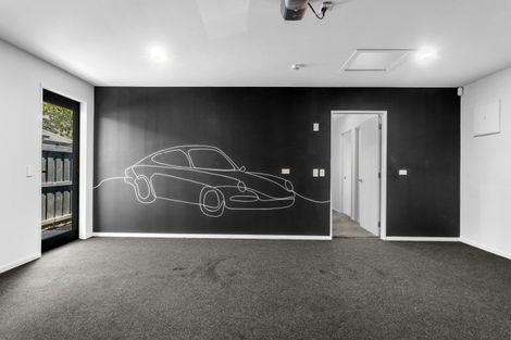 Photo of property in 31 Crossley Avenue, Woodend, 7610