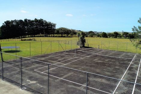 Photo of property in Ex Ararua Primary School, 1823 Ararua Road, Ararua, Matakohe, 0594