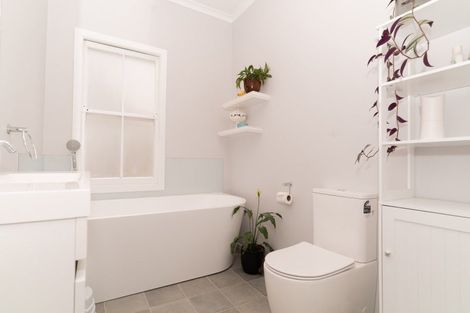 Photo of property in 501 Market Street South, Hastings, 4122