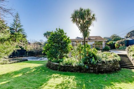 Photo of property in 15 Tiromoana Road, Raumati South, Paraparaumu, 5032