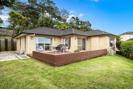 Photo of property in 30 Schnapper Rock Road, Schnapper Rock, Auckland, 0632