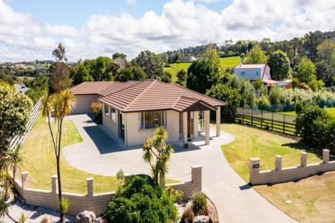 Photo of property in 1 Sunlea Lane, Mangawhai, 0505